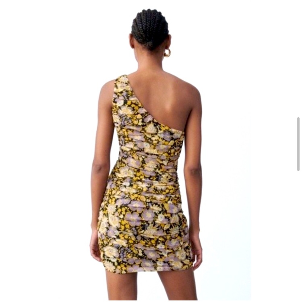 Zara 💐 👗 - Picture 4 of 4